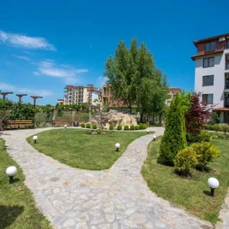 Апартамент Лида Apartmanhotel *
